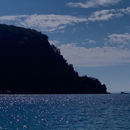 Apartment Vourtarea Himarë