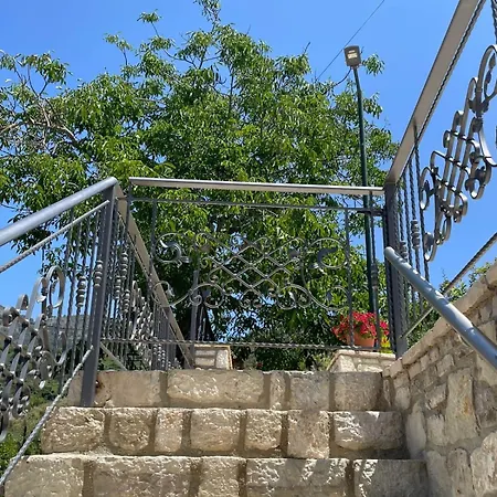 Vourtarea דירה *