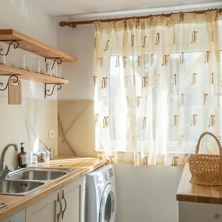 Apartment Vourtarea *