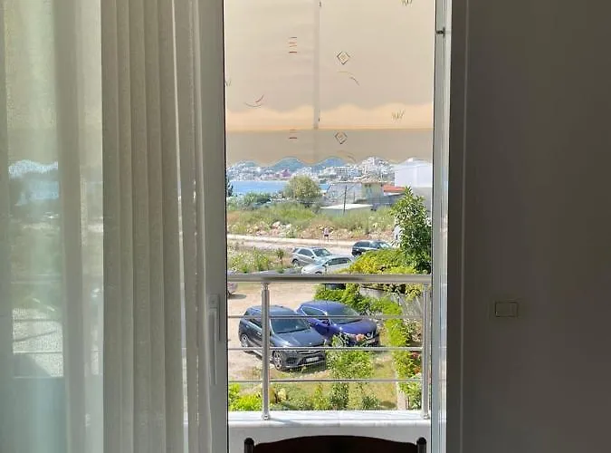 Vourtaréa Appartement Himarë