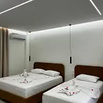 Apartment Vourtarea *
