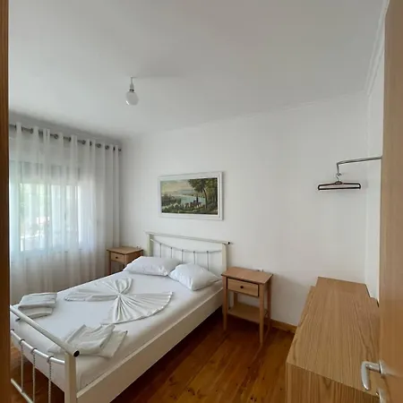Vourtarea Apartment