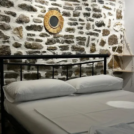 Apartment Vourtarea Himare