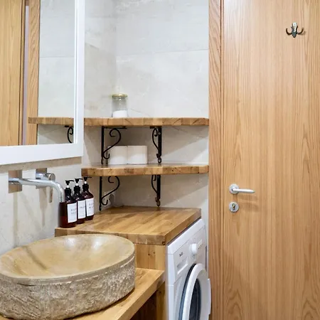 Vourtarea Apartment Himare