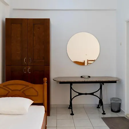 Apartment Vourtarea Himare