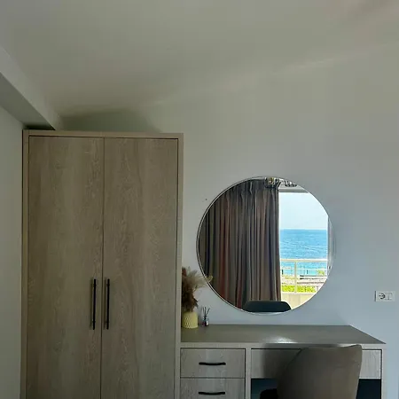 Vourtarea Apartment
